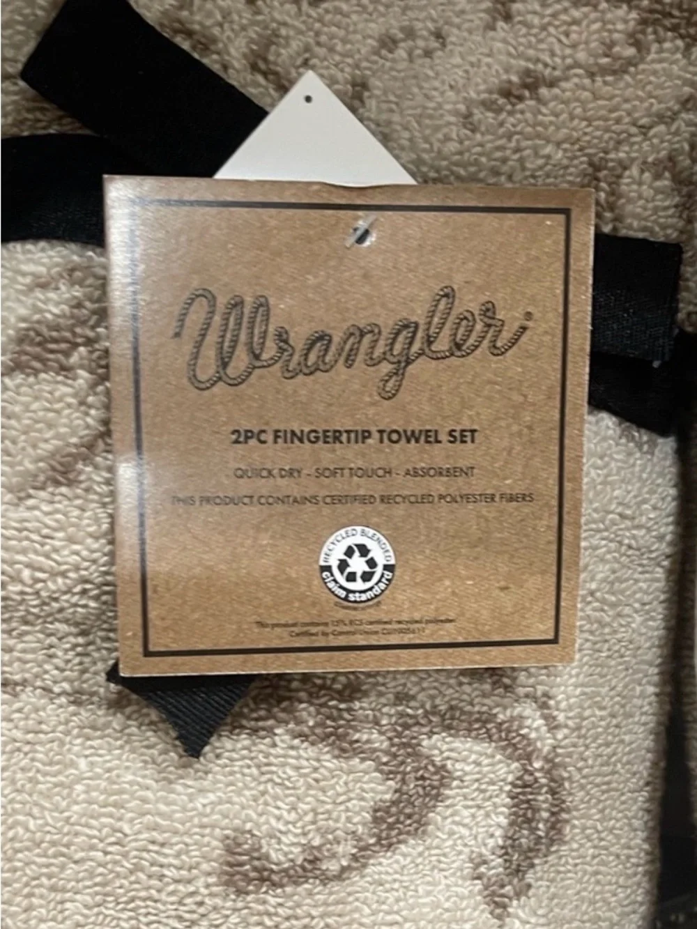 Wrangler MUSTANGS horse design fingertip towel set - 12”x18” Brand NEW